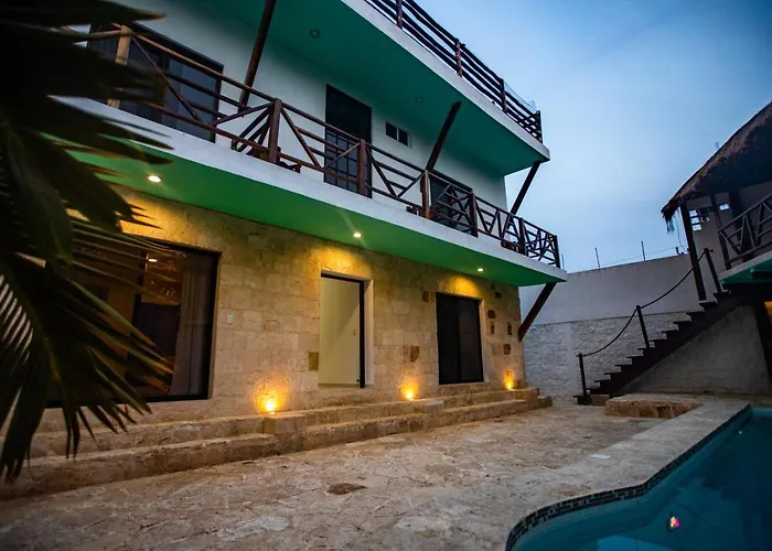 Howlita - Adult Only Hotel