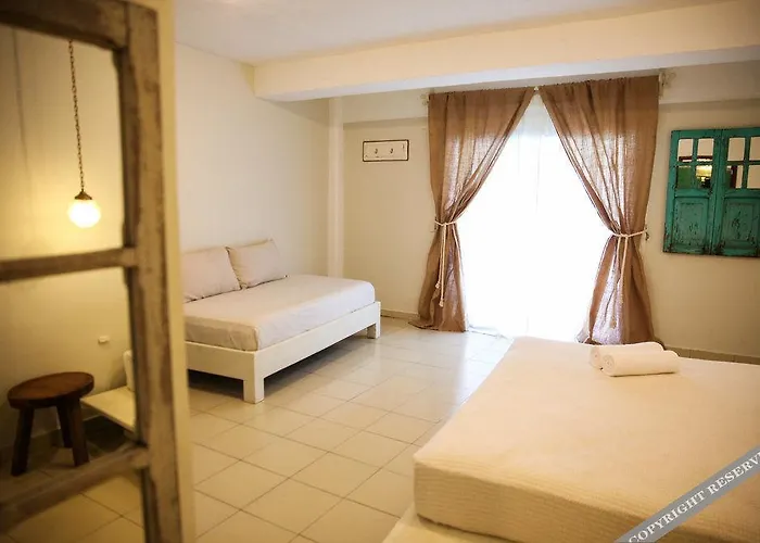 Howlita - Adult Only Hotel 3*