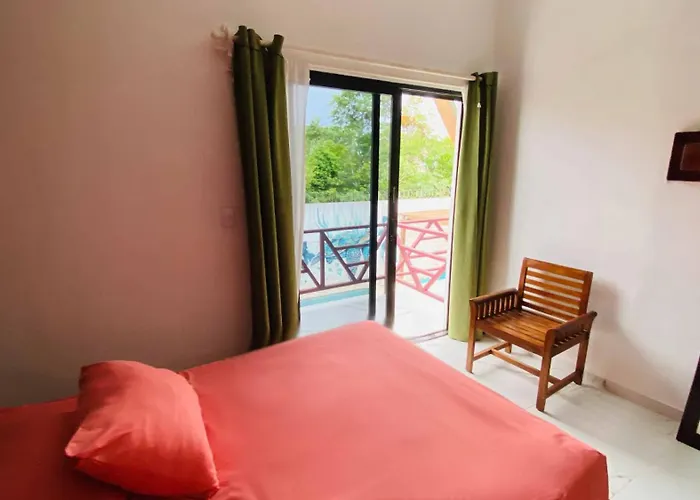 Howlita - Adult Only Hotel 3*